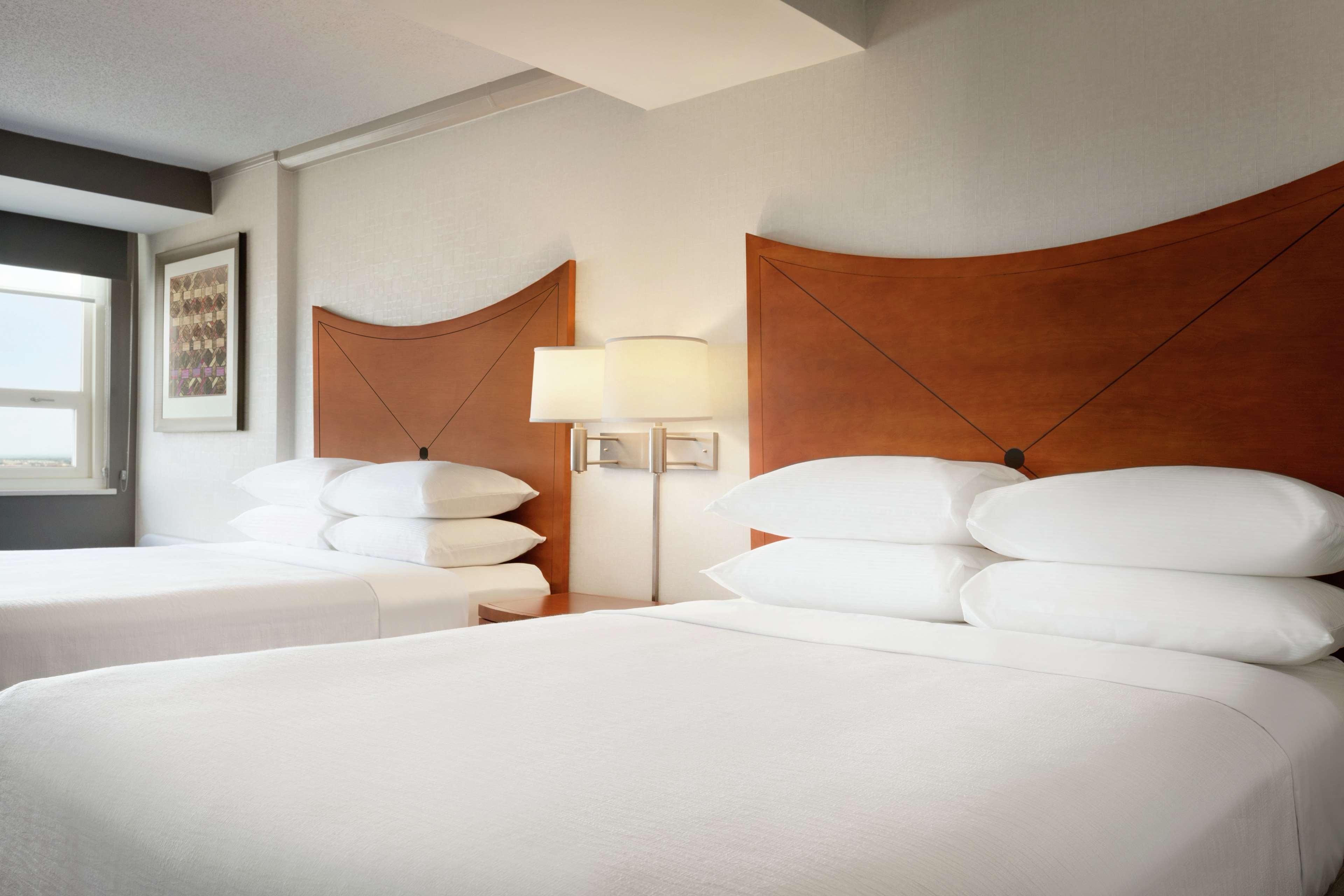 Embassy Suites Baltimore Inner Harbor Ngoại thất bức ảnh