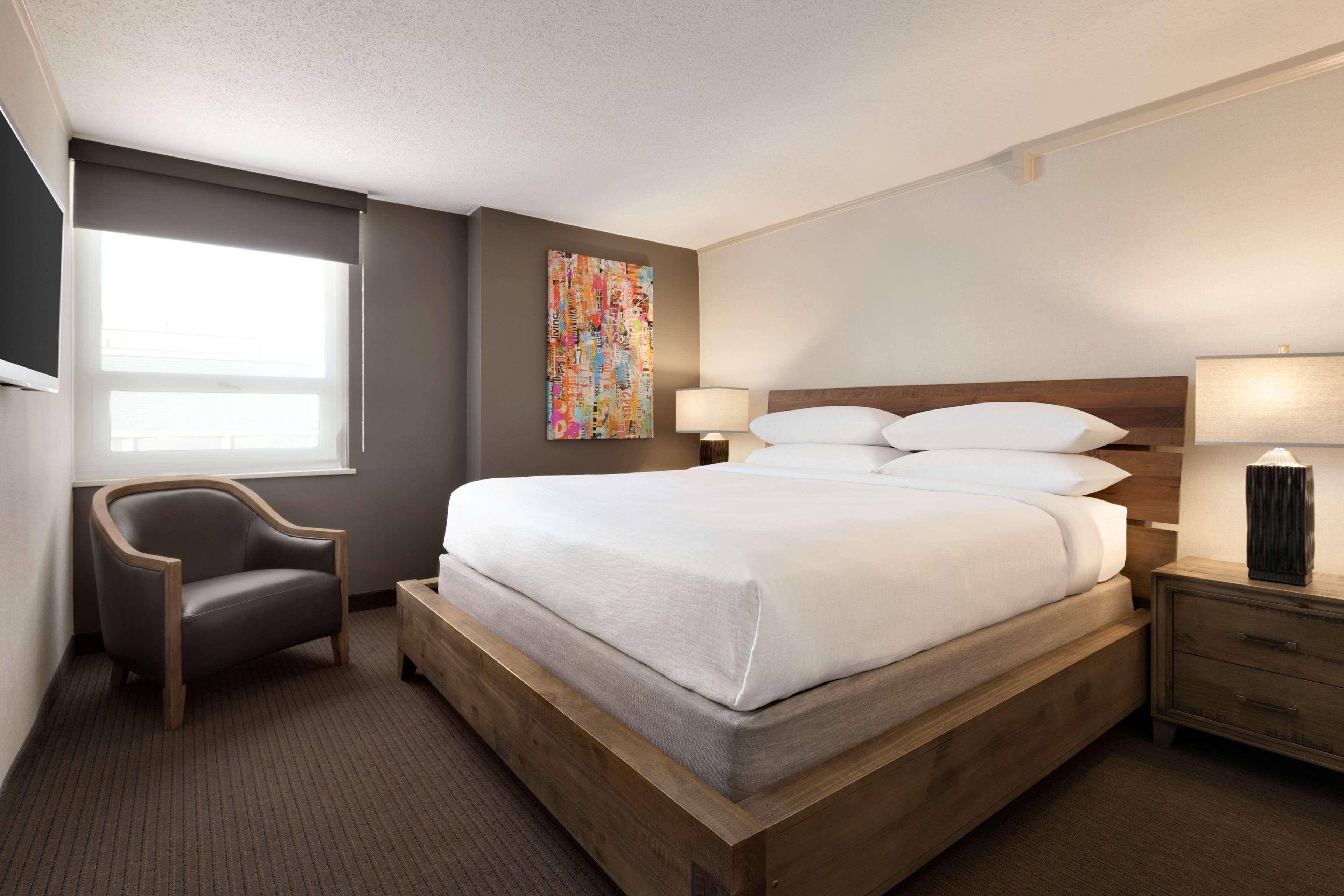 Embassy Suites Baltimore Inner Harbor Ngoại thất bức ảnh
