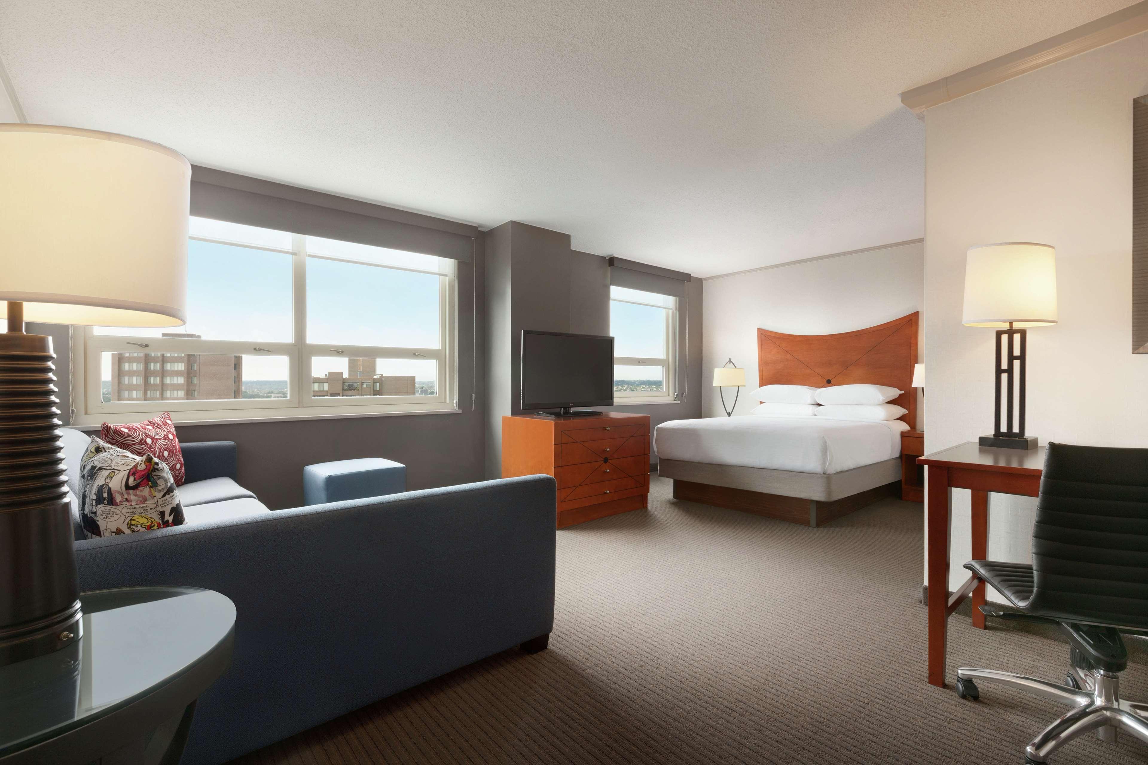 Embassy Suites Baltimore Inner Harbor Ngoại thất bức ảnh