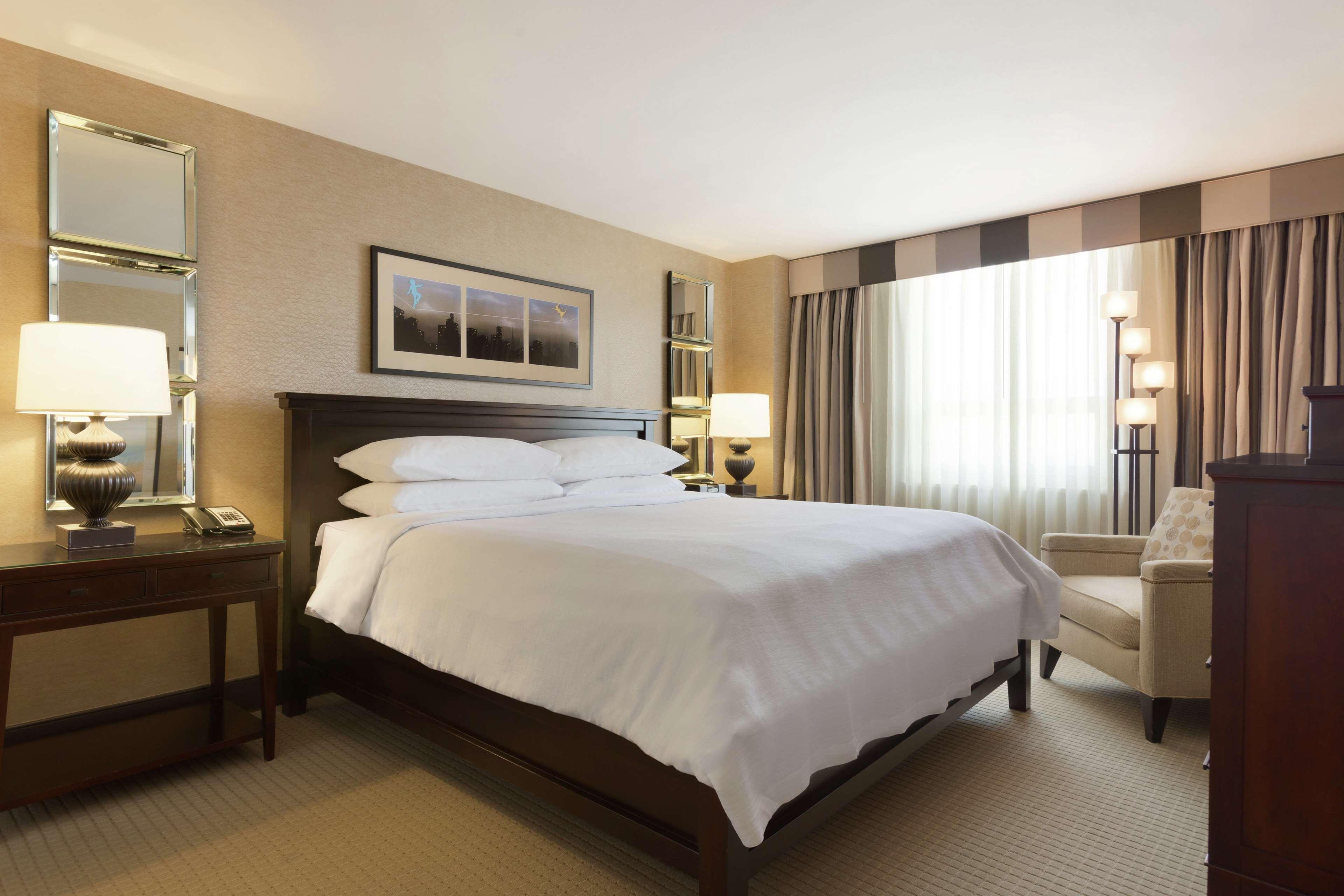 Embassy Suites Baltimore Inner Harbor Ngoại thất bức ảnh